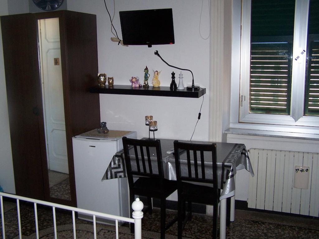 Affittacamere Buenos Ayres Genova Cameră foto